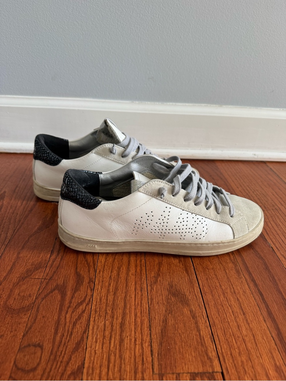 P448 Sneakers